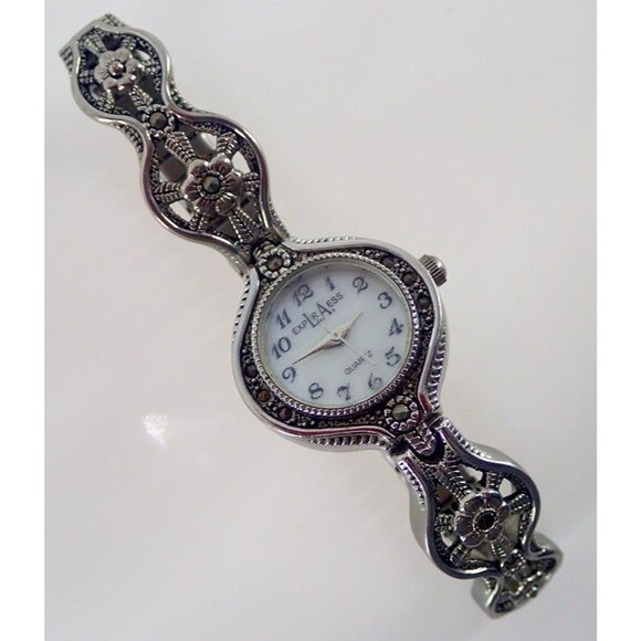 LA Express Silver Tone Marcasite Filigree Ladies Wrist Watch Works Well - Picture 5 of 11